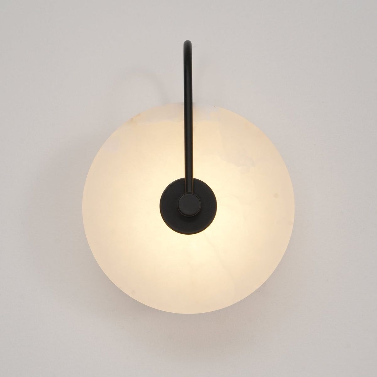 Kristy Alabaster LED Wandlamp Rond Iconisch Circulair