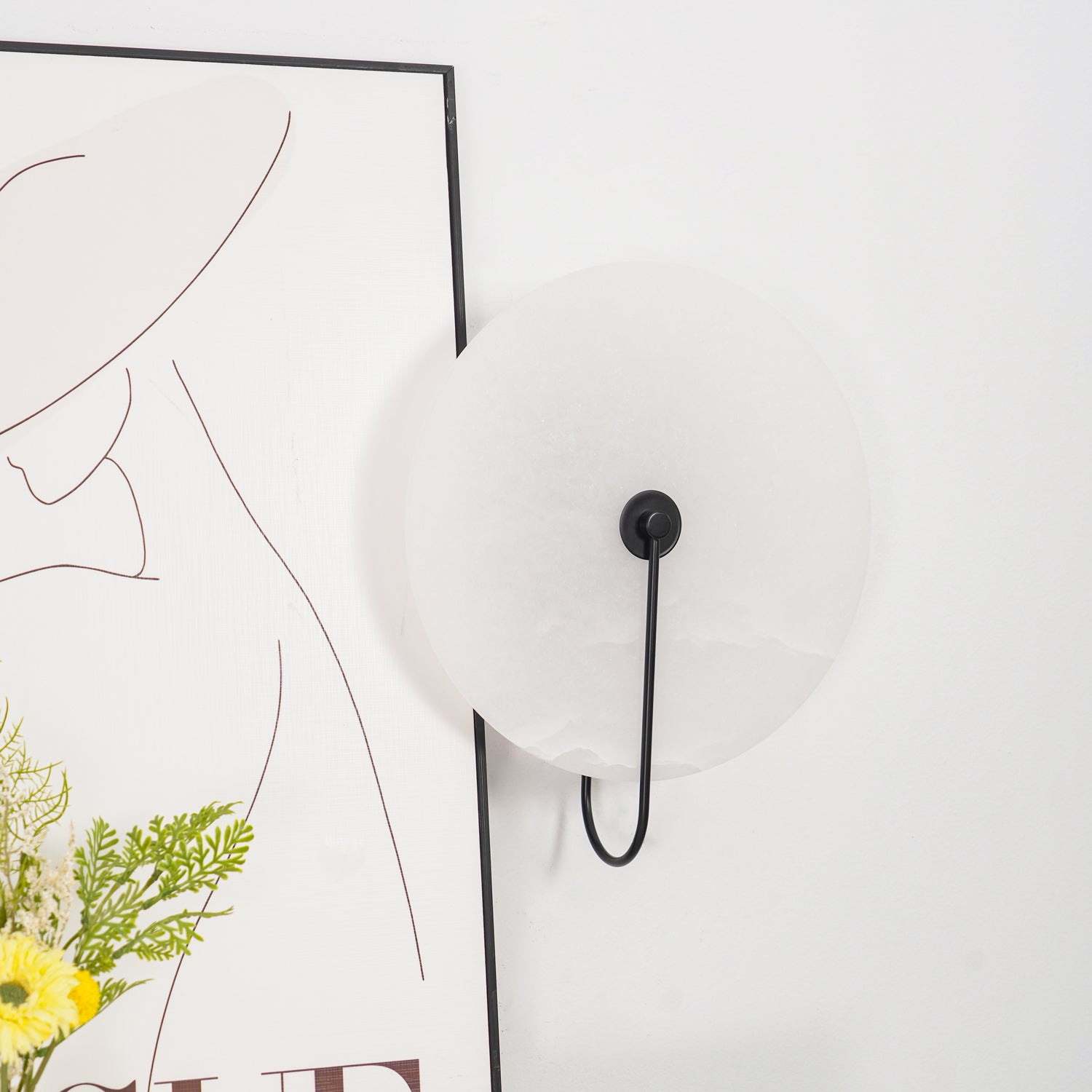 Elaris Wandlamp Globe in Alabaster