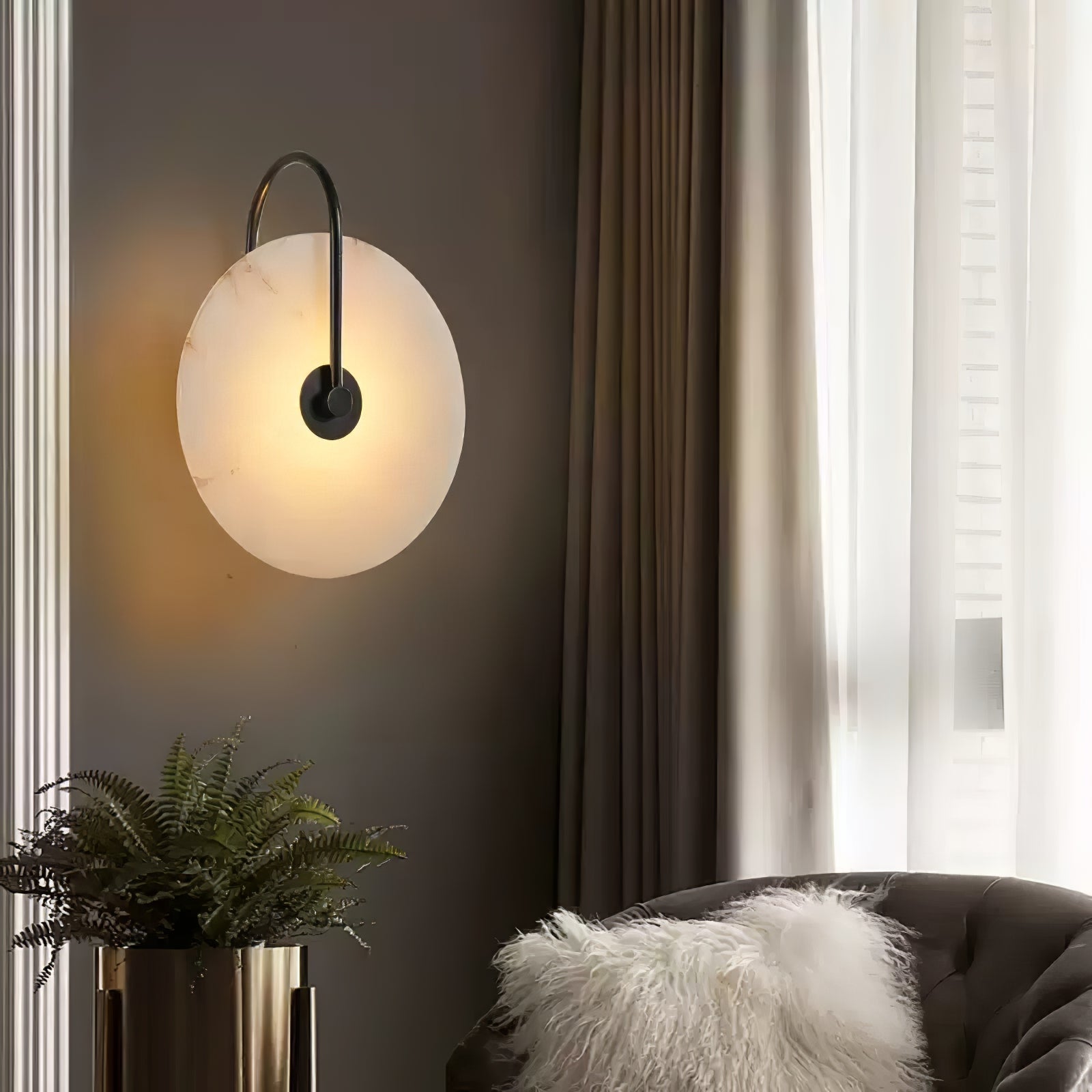Elaris Wandlamp Globe in Alabaster