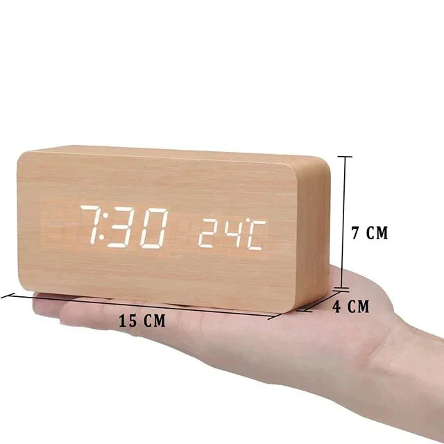 WoodWatch Wecker - LED-display met spraakbesturing en houten uitstraling