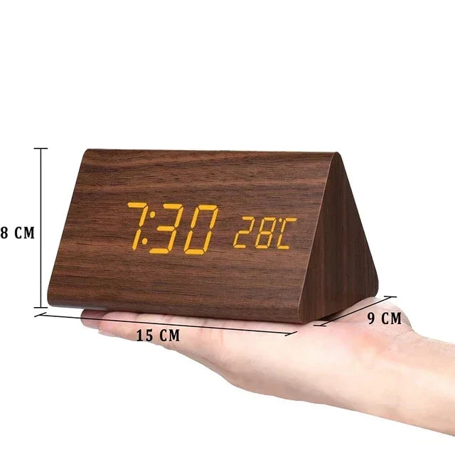WoodWatch Wecker - LED-display met spraakbesturing en houten uitstraling