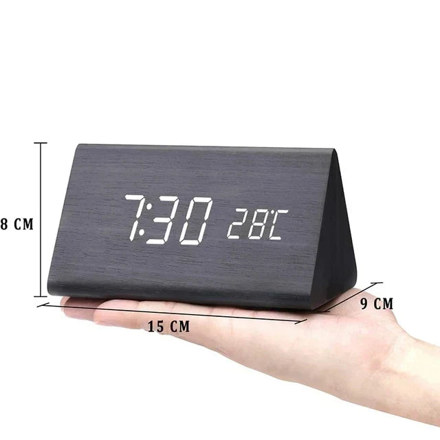 WoodWatch Wecker - LED-display met spraakbesturing en houten uitstraling