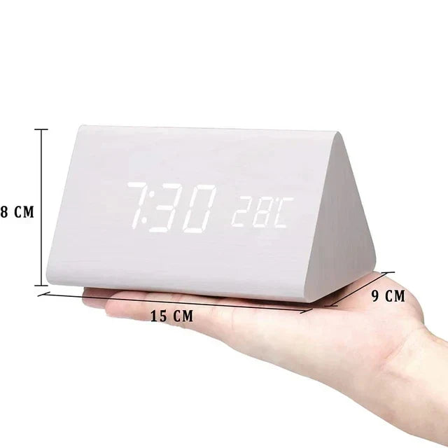WoodWatch Wecker - LED-display met spraakbesturing en houten uitstraling