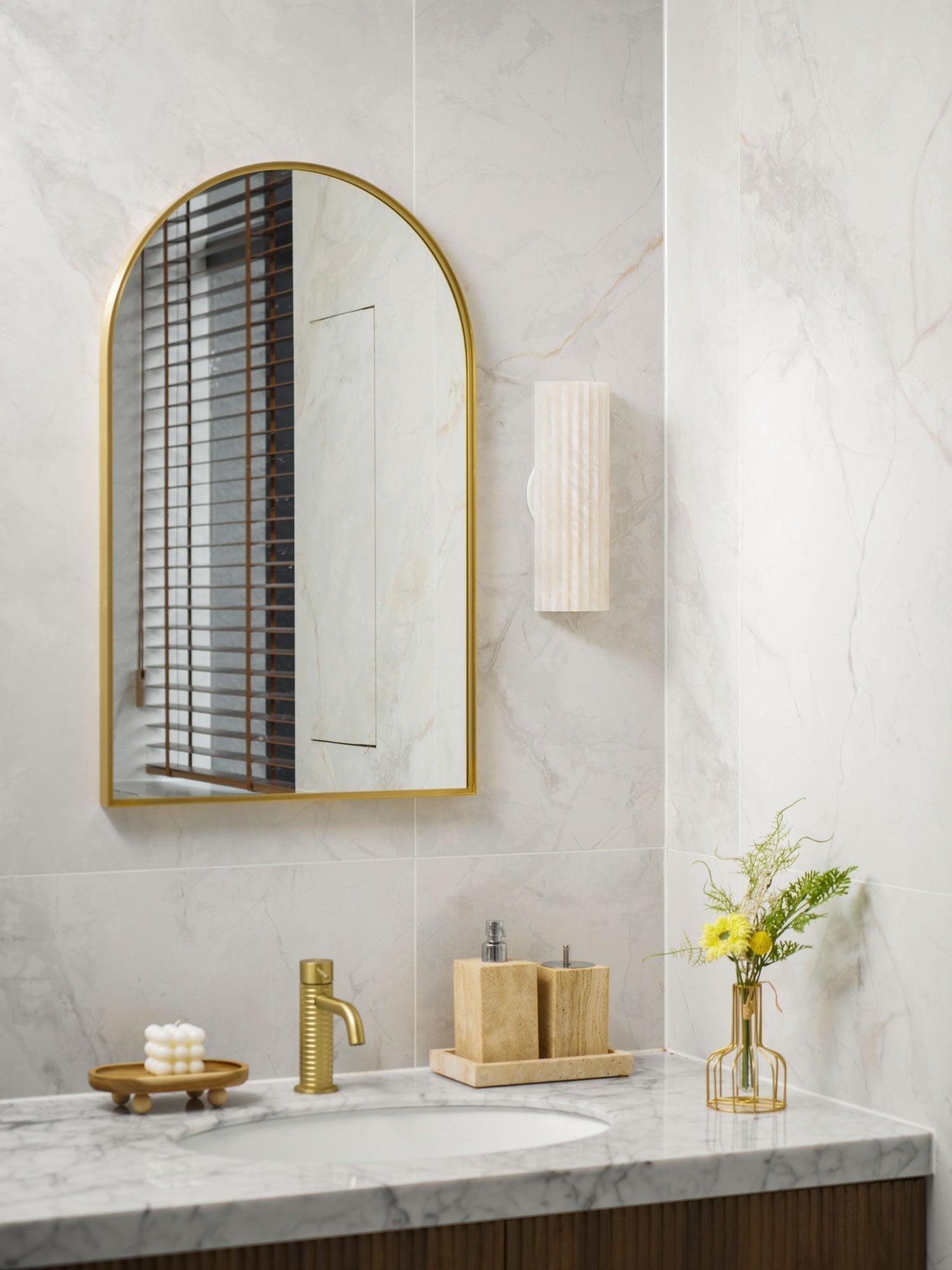 Orcarion Wandlamp van Albast