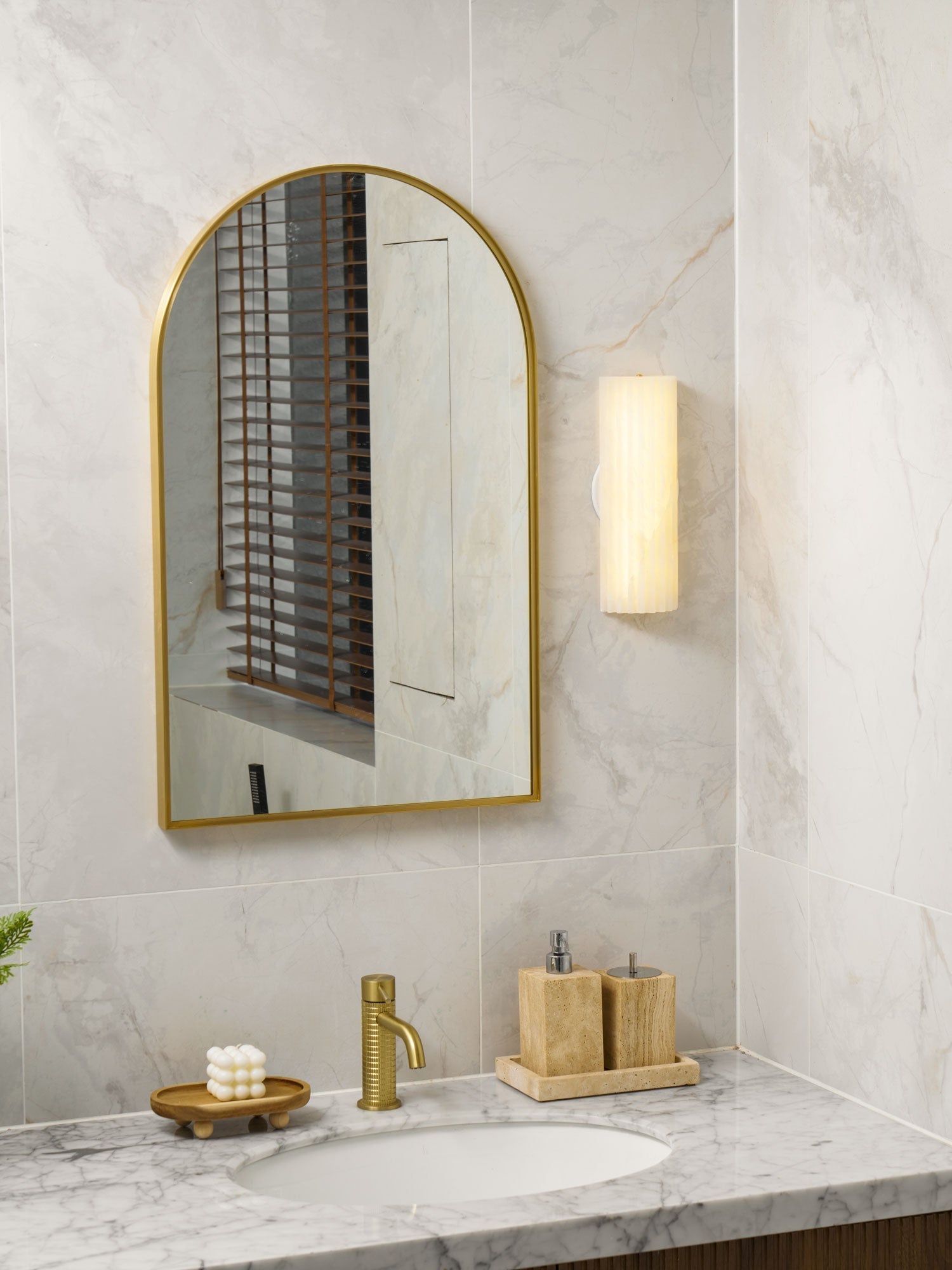Orcarion Wandlamp van Albast
