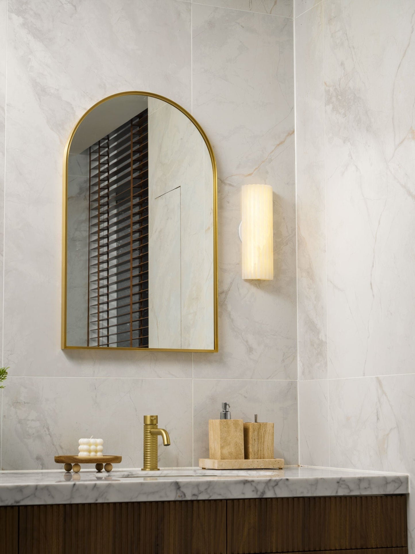 Orcarion Wandlamp van Albast
