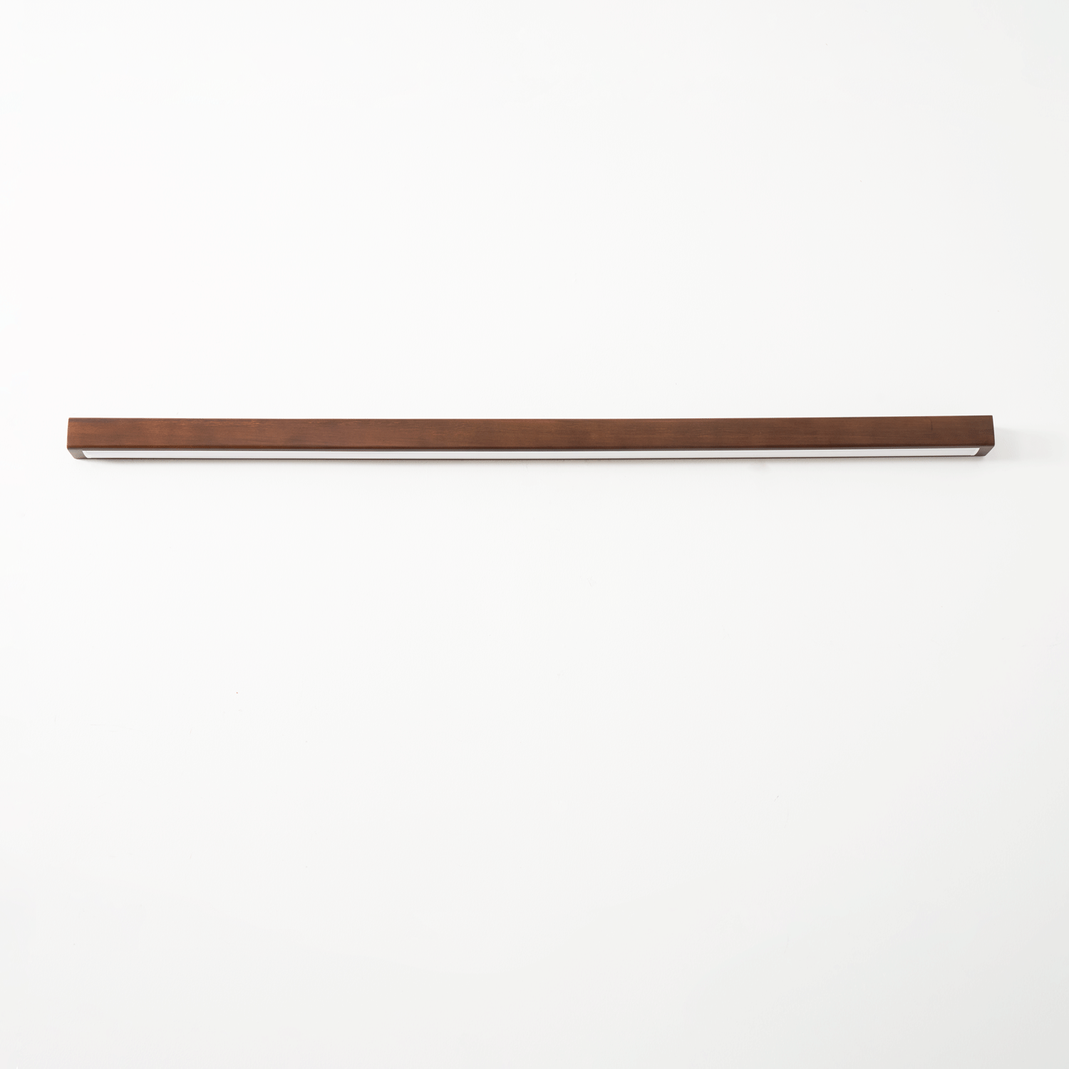 Lustra Wandlamp Lineair Hout en LED Minimalistisch Design