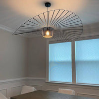 Zwarte Hanglamp in Hoedvorm – Moderne Elegant