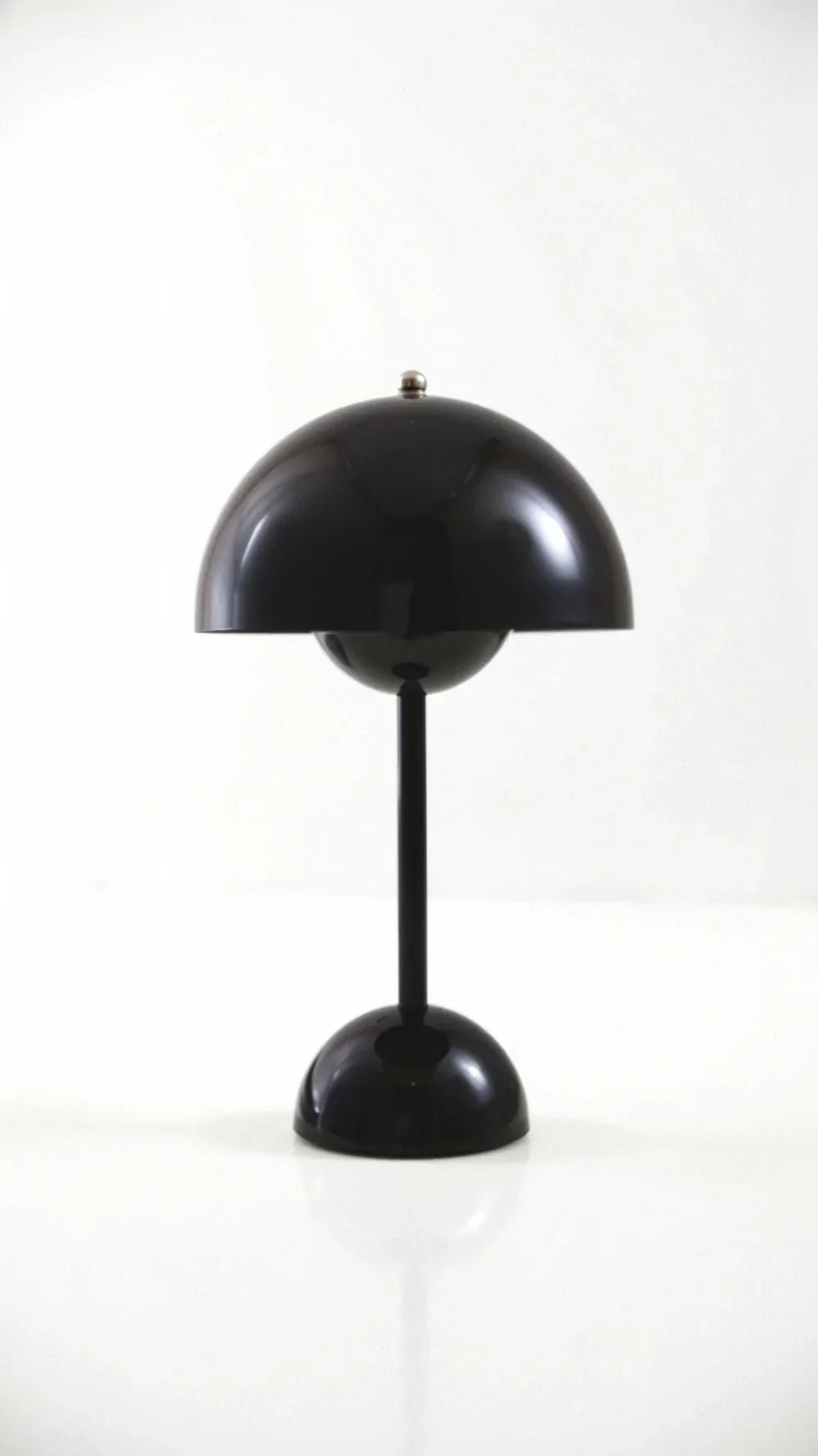 Draadloze tafellamp met minimalistisch design