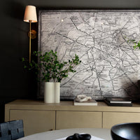 Theodore Wandlamp in Messing en Stof