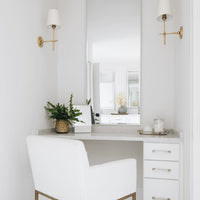 Theodore Wandlamp in Messing en Stof