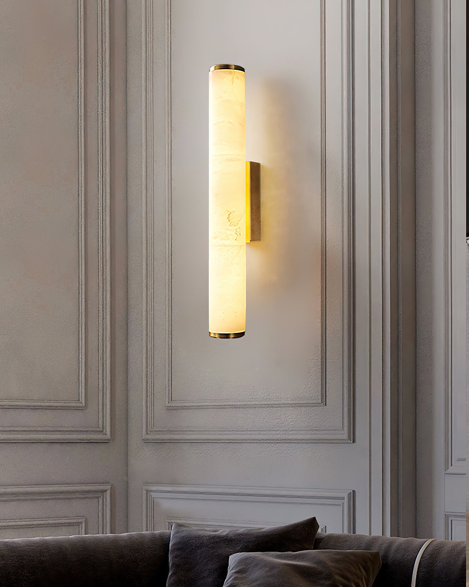 Arcus Wandlamp Elegant Minimalistisch Modern in Messing en Alabaster