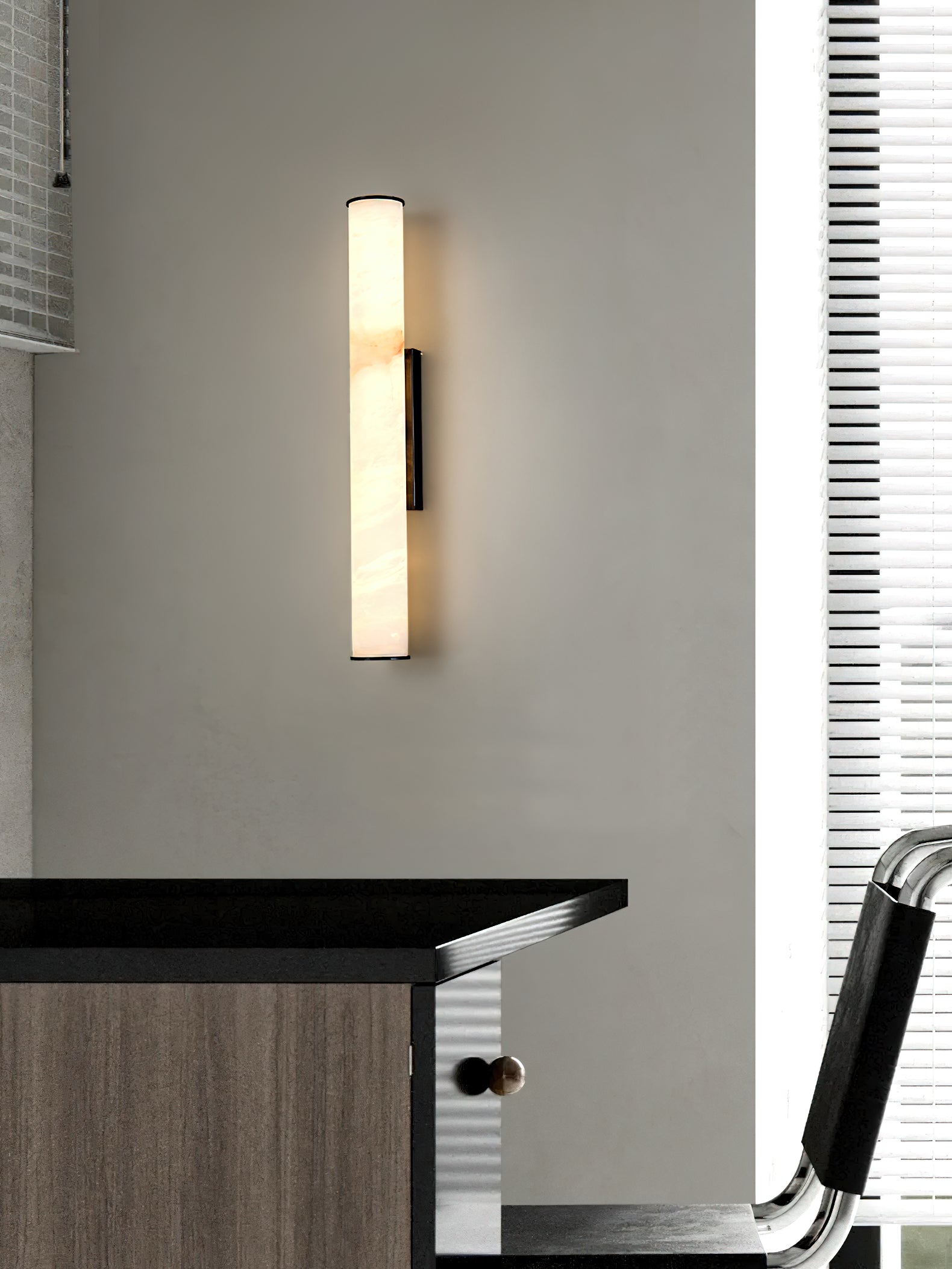 Arcus Wandlamp Elegant Minimalistisch Modern in Messing en Alabaster