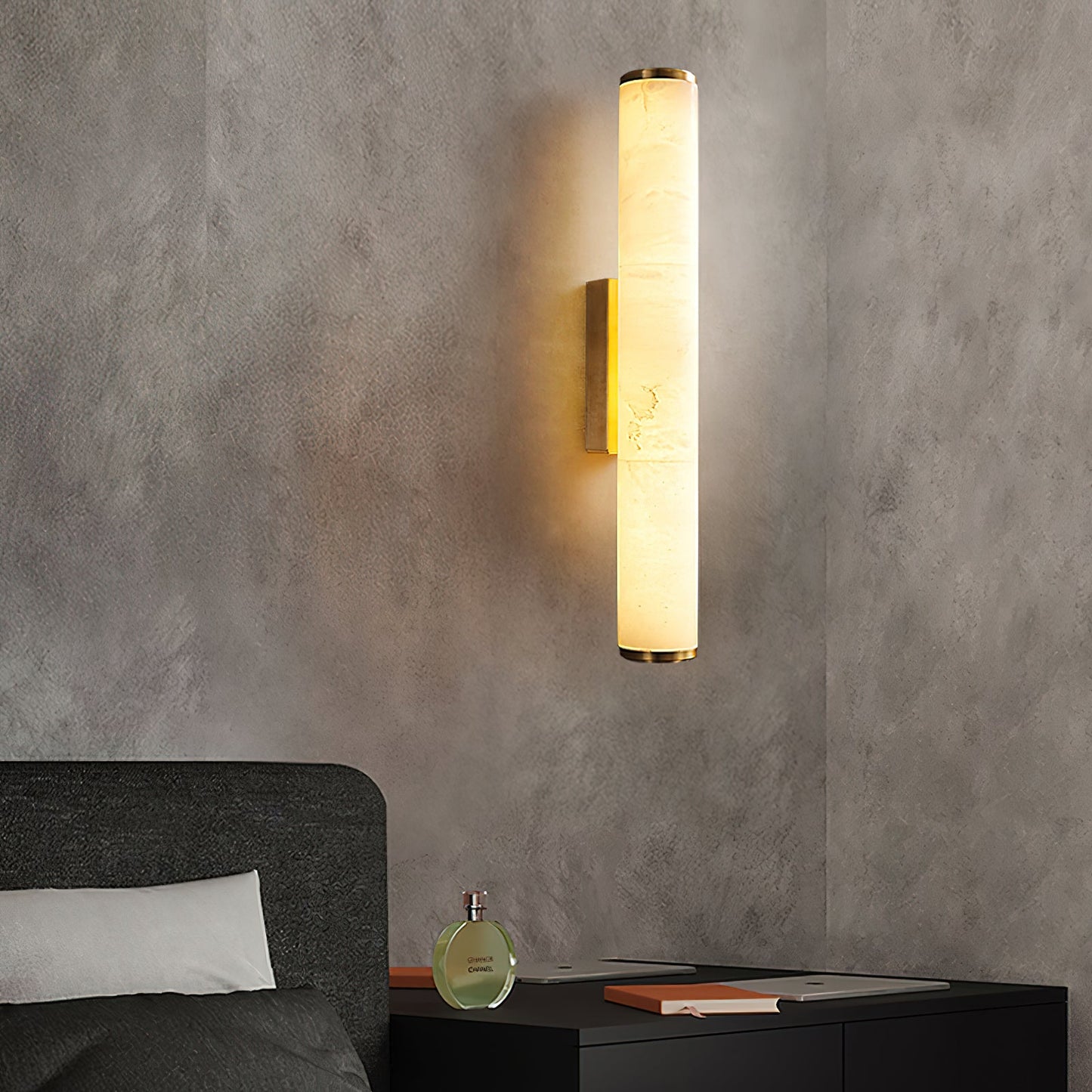 Arcus Wandlamp Elegant Minimalistisch Modern in Messing en Alabaster