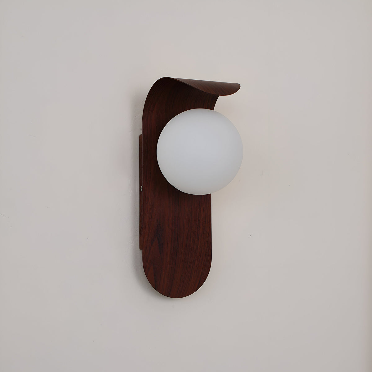 Carlyle Nordic Minimalistische IJzeren Houten Accent LED Wandlamp