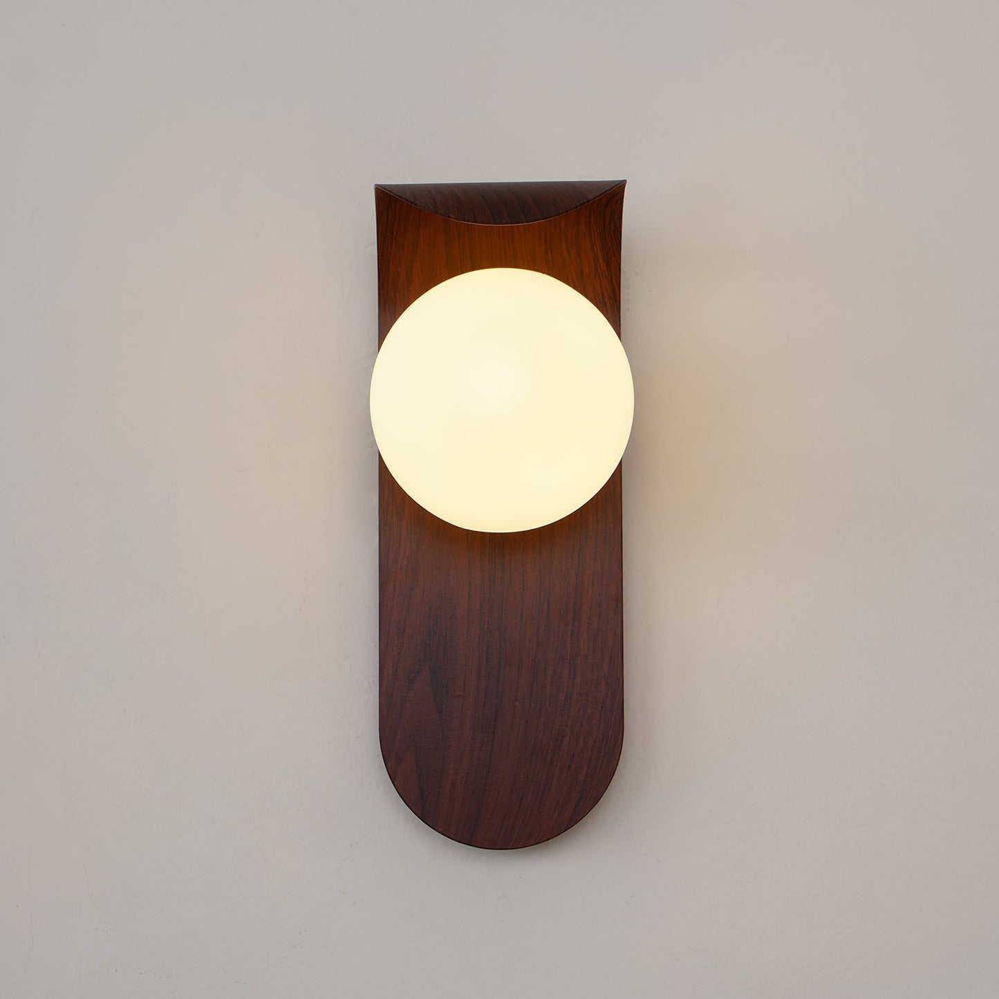 Exuro Wandlamp Binnen in Houtkleur / Notenhoutkleur