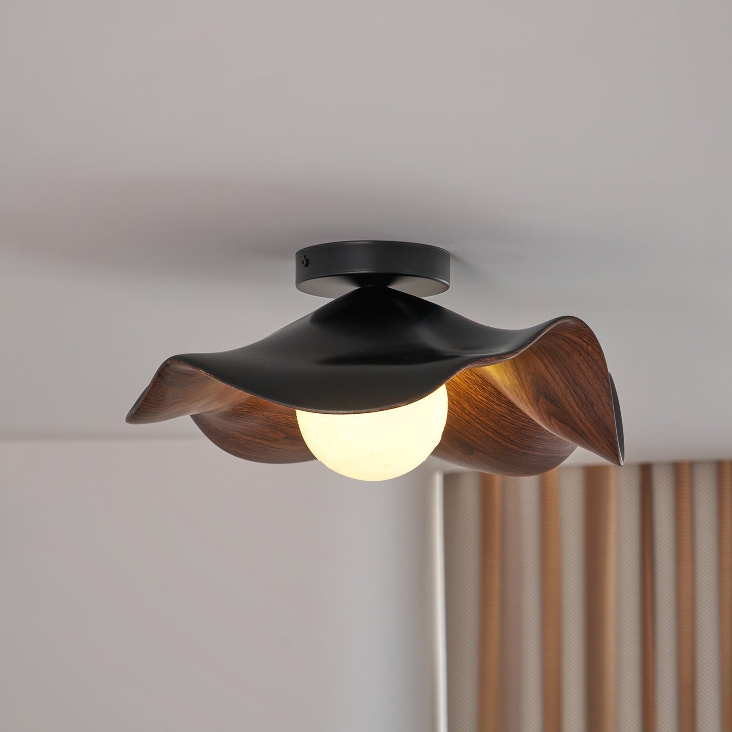 Moderne Plafondlamp Sculpturaal Hout Geïnspireerd Ontwerp