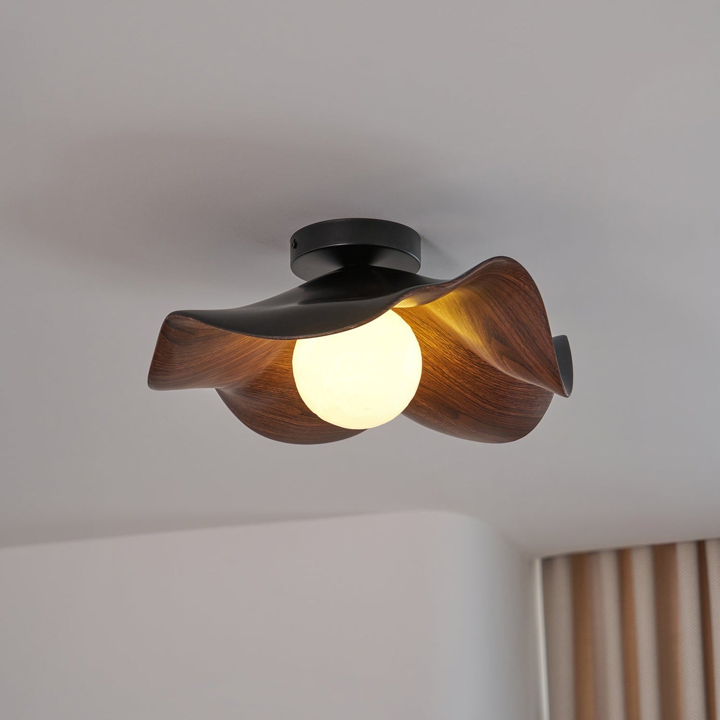 Moderne Plafondlamp Sculpturaal Hout Geïnspireerd Ontwerp