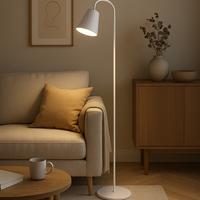 Scandinavische Vloerlamp | Minimalistisch Licht met Hout & Metaal