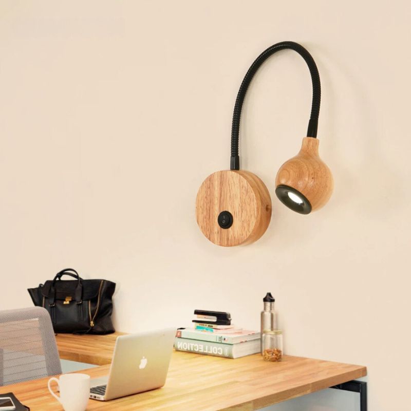 TimberGlow LED Wandlamp | Elegant nachtlampje van natuurlijk hout met gerichte verlichting voor gebruik binnenshuis