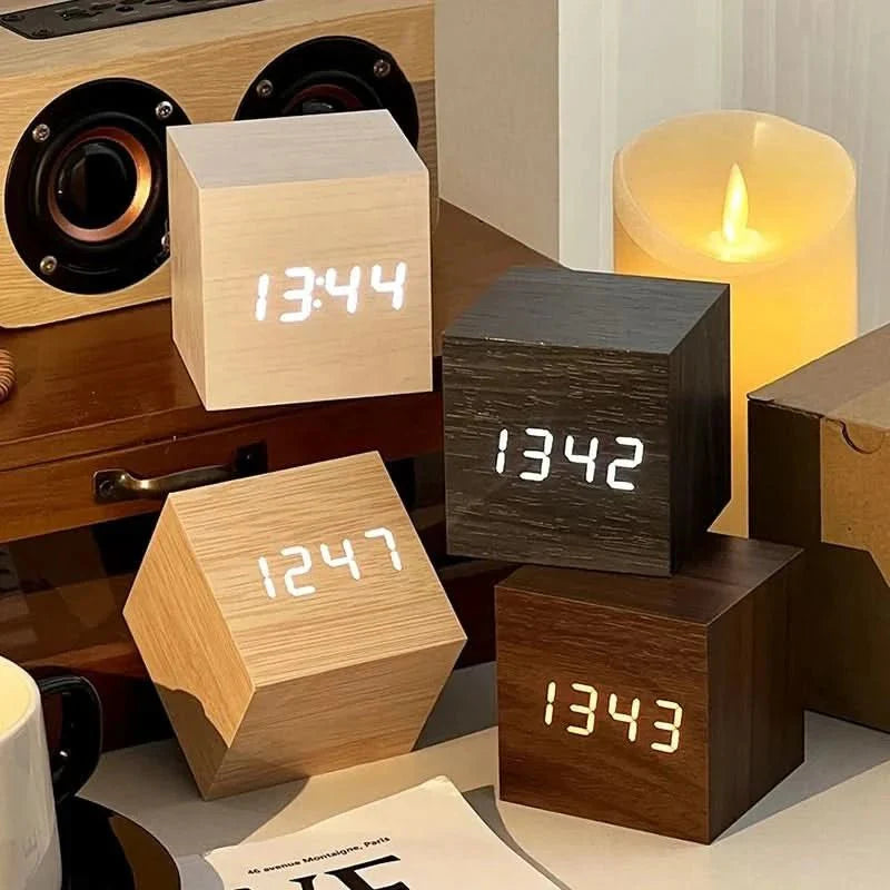 DIALUX - Stijlvolle Retro Gevoel Horloge