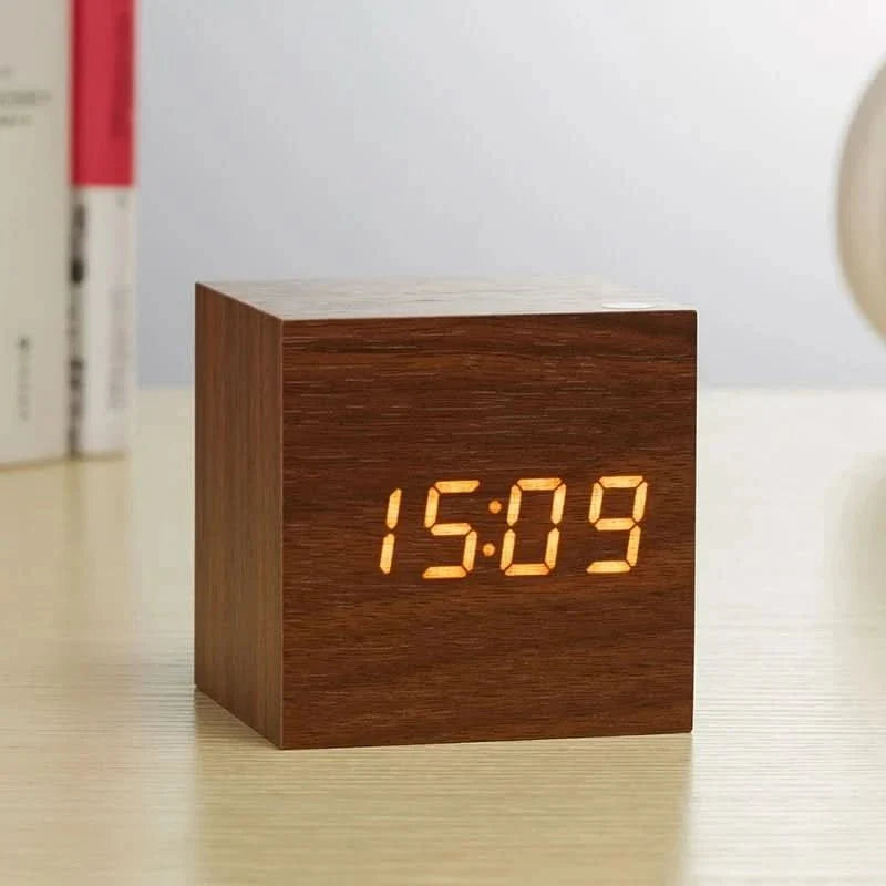 DIALUX - Stijlvolle Retro Gevoel Horloge