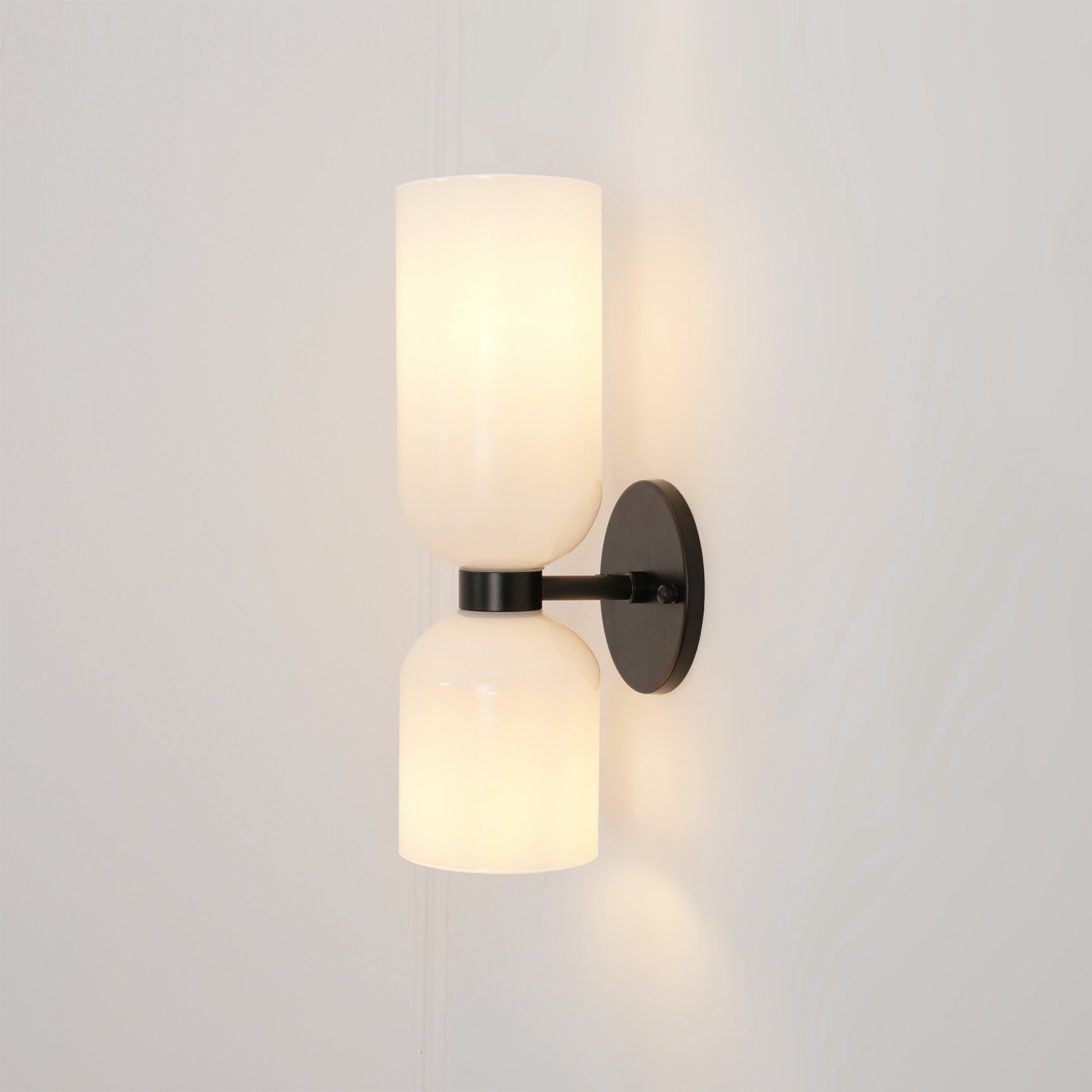 Edie Minimalistische Moderne Wandlamp van Glas