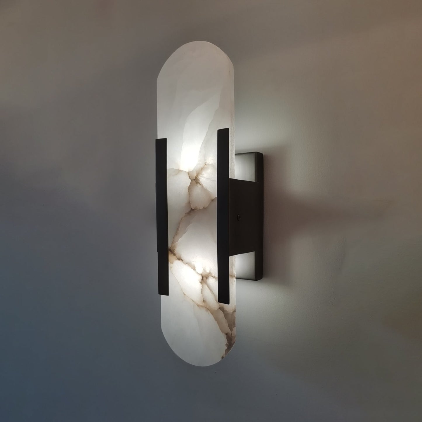 Ovale Marmeren Wandlamp met Zachte LED Ambient Verlichting