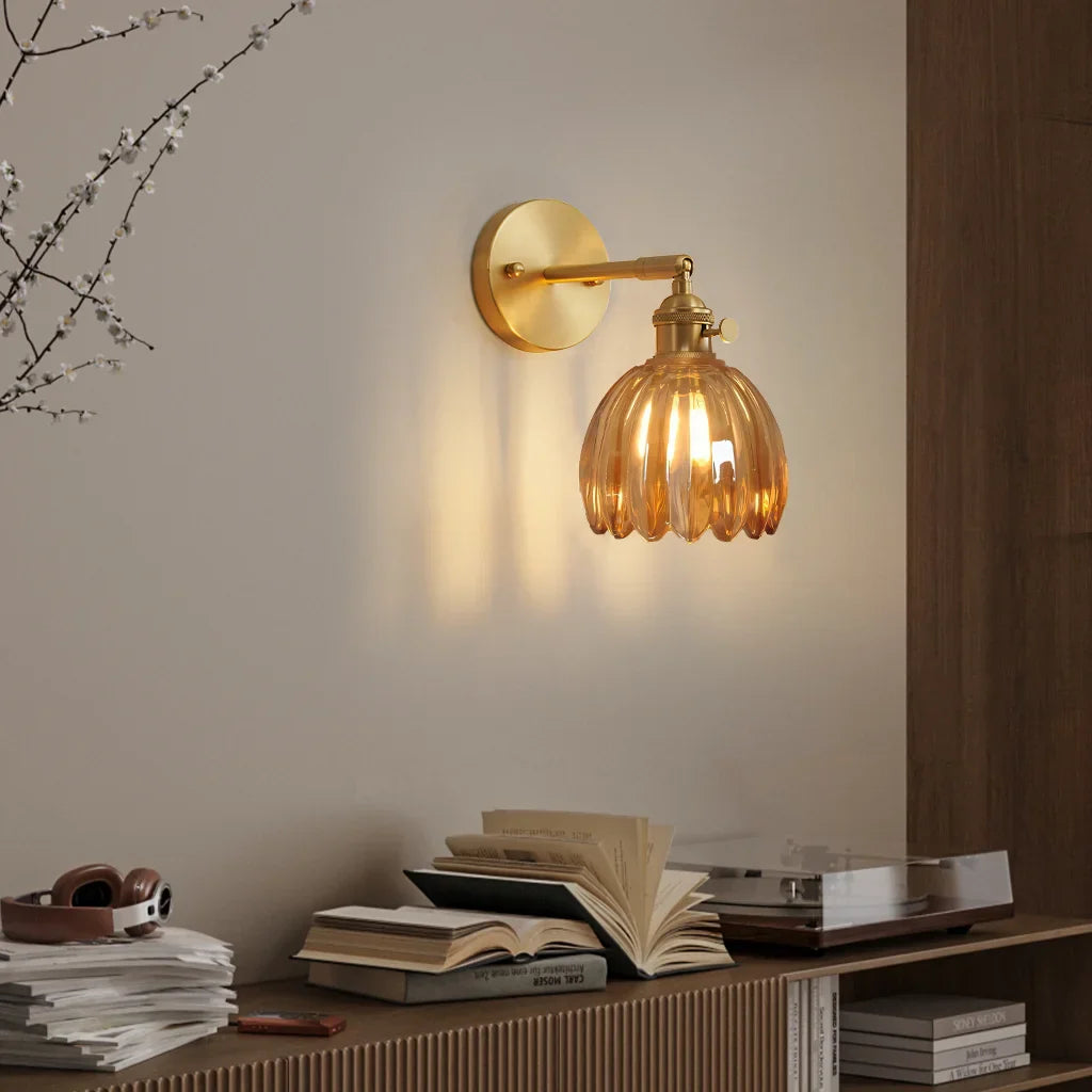 Freya Lotus Glazen Wandlamp