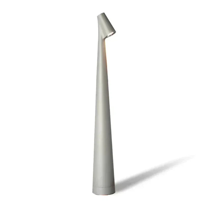 Elegante LED-tafellamp met modern en slank ontwerp en touch-schakelaar