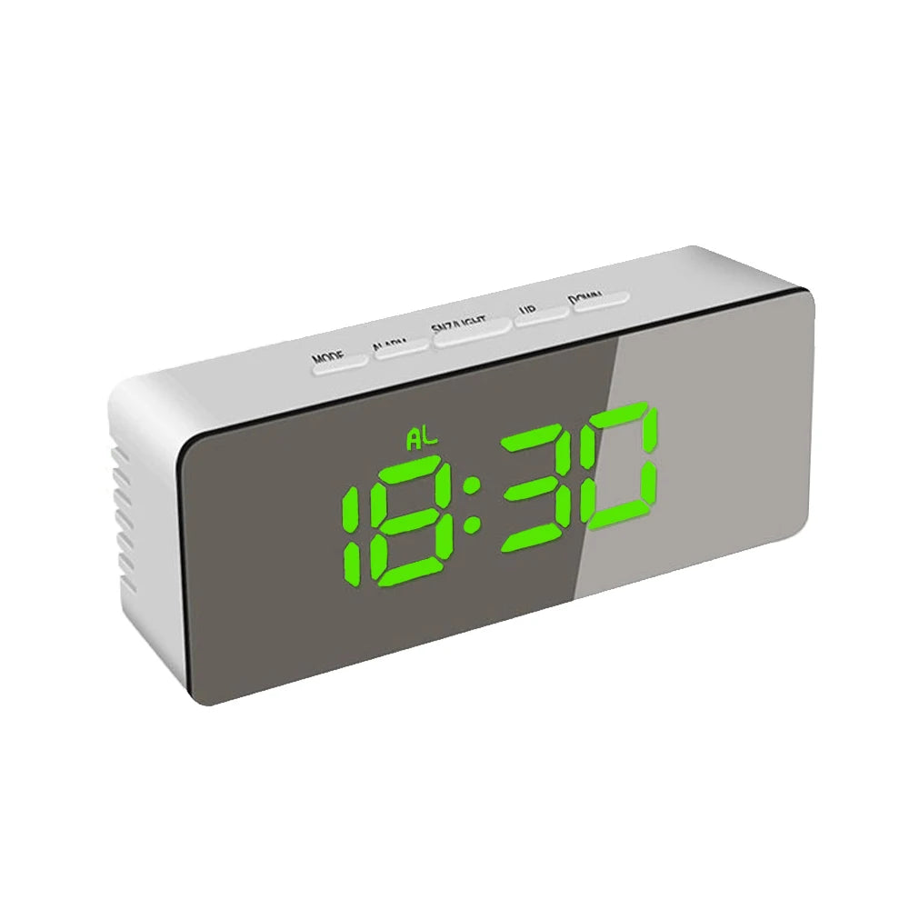 EliteSnooze | Slank ontwerp met temperatuurweergave en USB-voedingsoptie