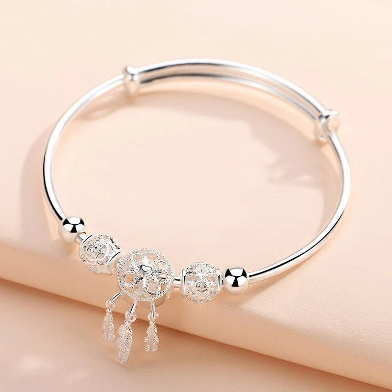 Celestial Charm | Etherisch ontwerp om positiviteit en dromen te inspireren