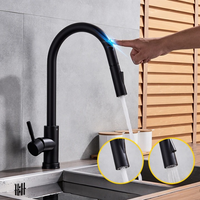 Skanto | SmartTouch | Keukenkranen met touchsensor en uittrekbare sproeikop – Geborsteld nikkel