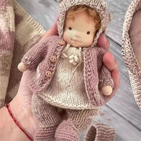 MIRABELLA – Handgemaakte Katoenen Waldorfpop met Accessoires