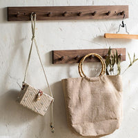 Minimalistische Houten Kapstok met Zen Ontwerp en Handgemaakte Natuurlijke Uiterlijk