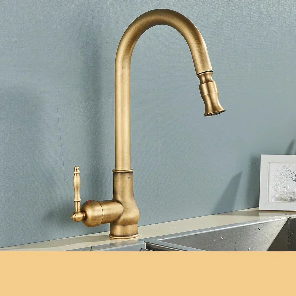 VintageTap Antieke Messing Keukenkraan – Retro Stijl Mengkraan met Draaiende Uitloop