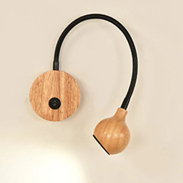 TimberGlow LED Wandlamp | Elegant nachtlampje van natuurlijk hout met gerichte verlichting voor gebruik binnenshuis