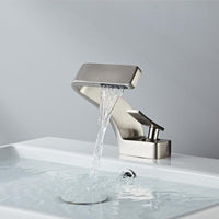SleekFlow - Modern gebogen kraan voor maximaal comfort