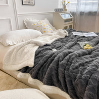 Dubbelzijdige Knuffelige Fleece Deken voor Nachtelijke Warmte met Stijl