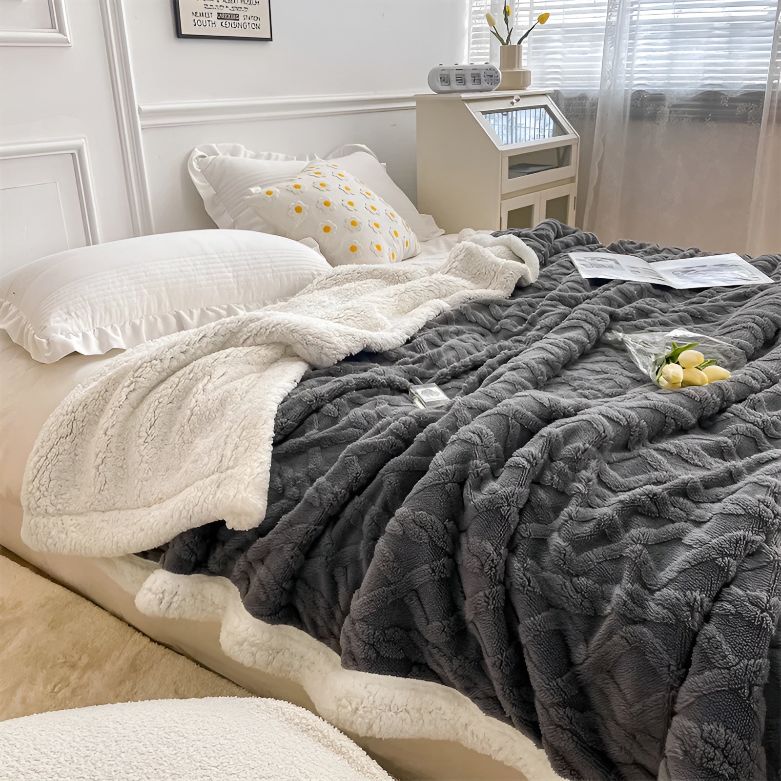 Dubbelzijdige Knuffelige Fleece Deken voor Nachtelijke Warmte met Stijl