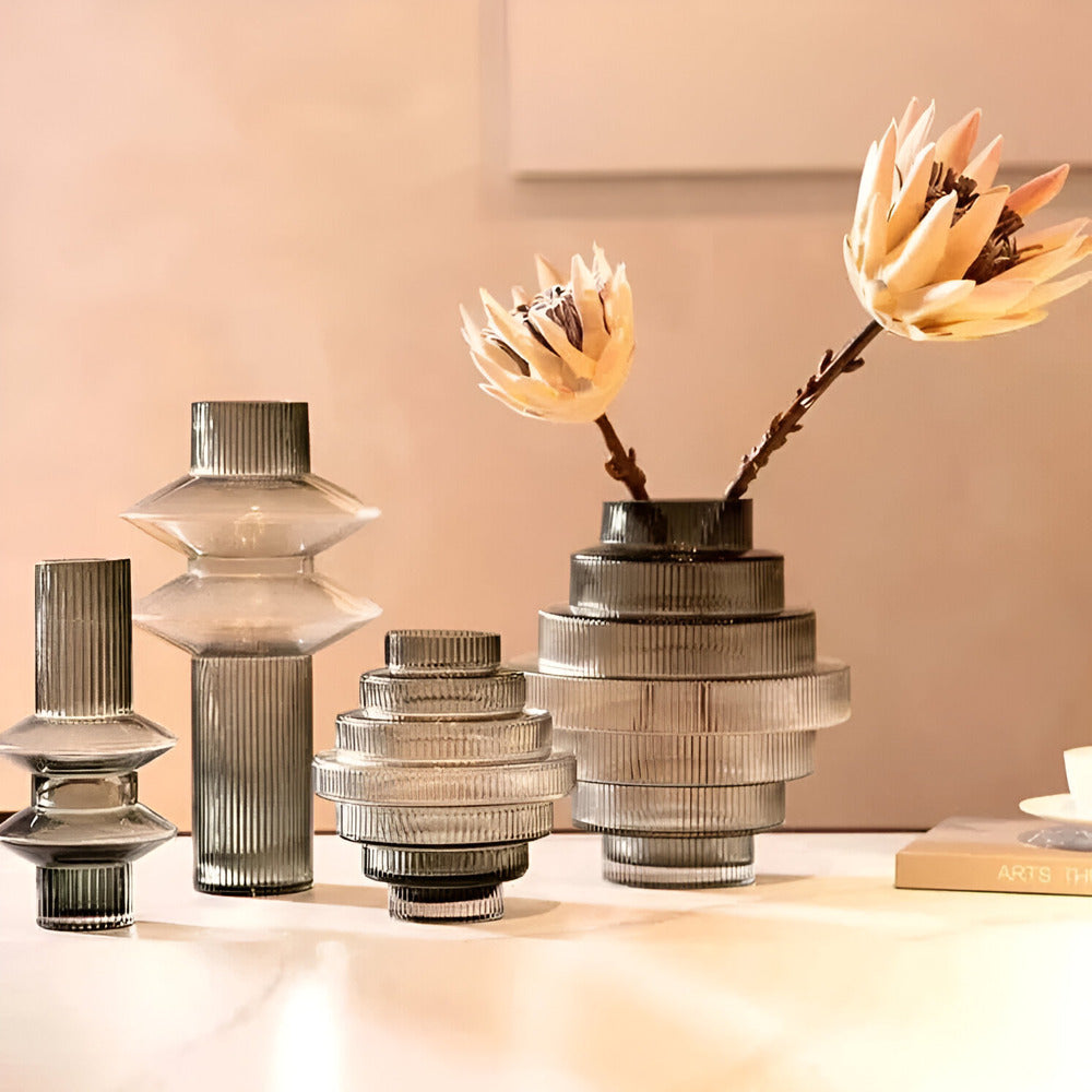 Elegante Amberglasvaas - Hedendaags decoratiestuk voor stijlvolle woonruimtes