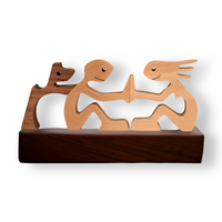 Poten van Liefde - Hond en Mens Handgemaakte Houtsculptuur - Symbool voor Eeuwige Verbinding