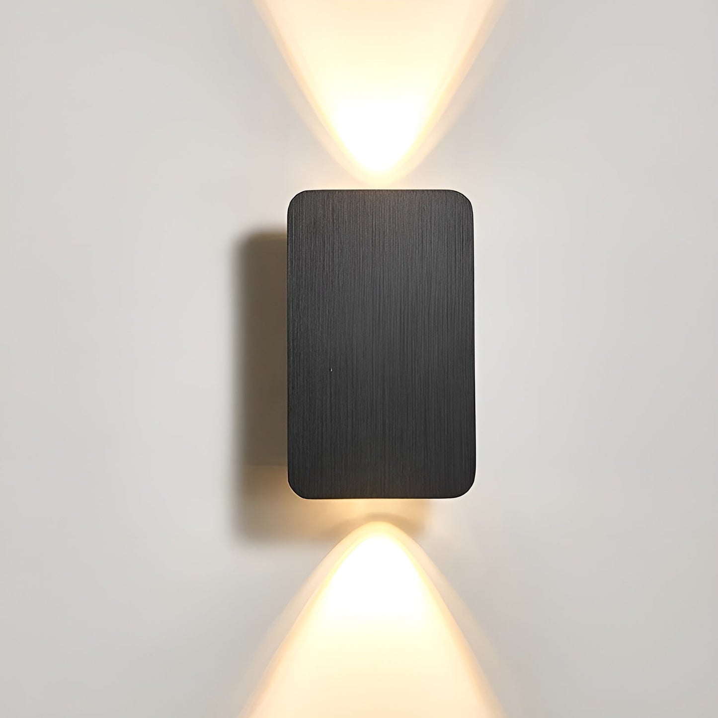 LED wandlamp met opwaartse en neerwaartse lichtstraal – Modern en sfeervol