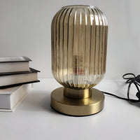 Oriantha - Noordse Tafellamp met Geribbeld Glas