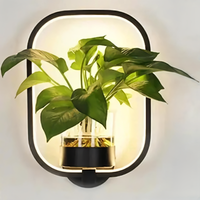 VerdantLume LED-Wandlamp met Plantenhouder