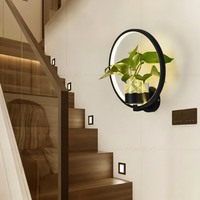 VerdantLume LED-Wandlamp met Plantenhouder