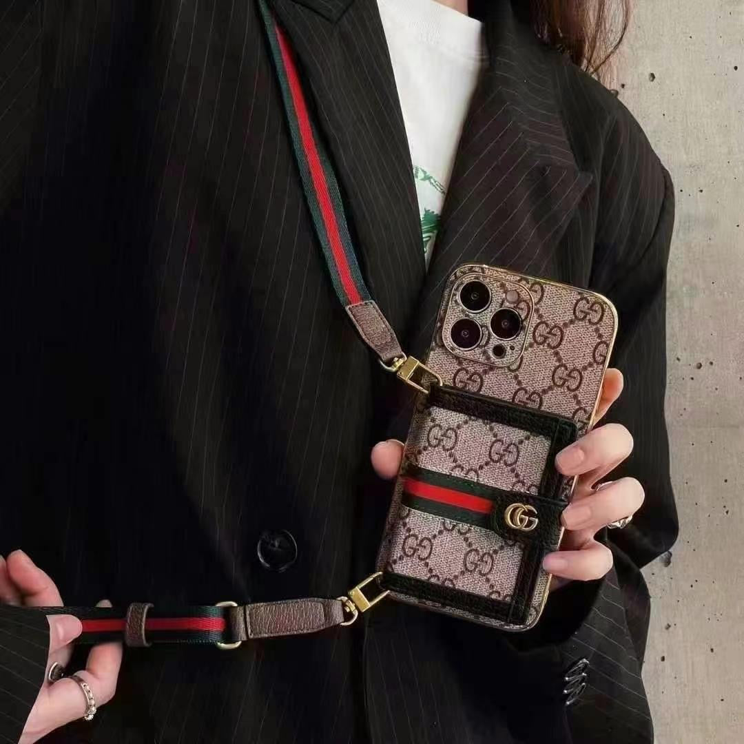 Skanto | Luxe telefoonhoesje voor iPhone met schoudertas