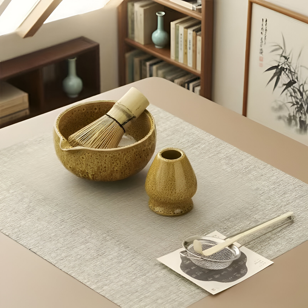 Authentiek Japanse Theeset voor Matcha – 5-delig Accessoire met handgemaakte keramische kom, zeef & bamboelepel