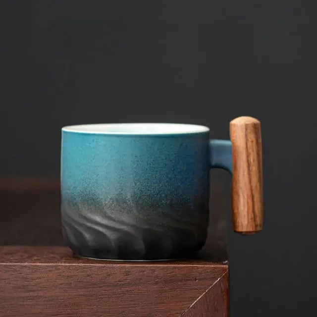 Koffiemok | Keramiekbeker met Houten Handvat | Handgemaakt Uniek Ontwerp | MugNatura