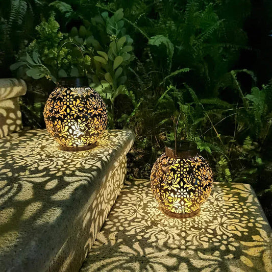 LuxeLumen Elegante Zonne-Lantaarn | Stijlvolle Verlichting voor de Tuin met Energiezuinige Technologie